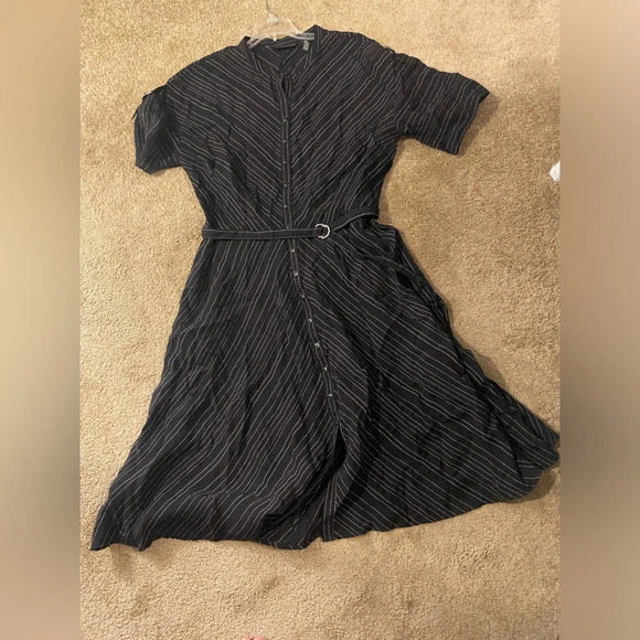 APOSTROPHE Black Silver fit flare Dress, Belted, Collar, Button Front, Roll Tab - Picture 3 of 8